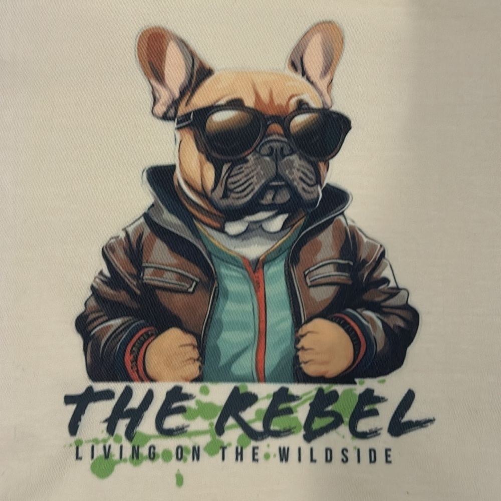 Graphic t-shirt custom made size small - Picture 2 of 4
